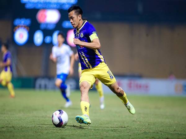 Bóng đá Việt sáng 2/12: Văn Quyết cầu thủ xuất sắc nhất V-League 2022
