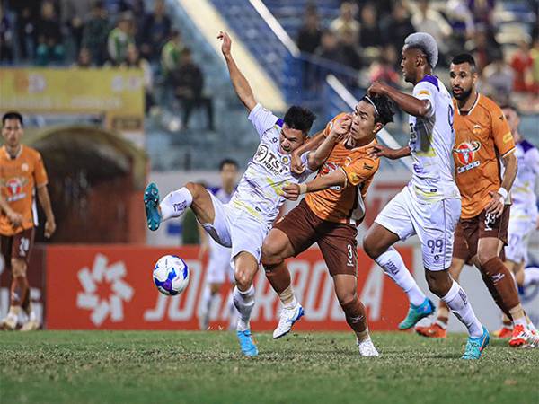 HLV Kim Sang Sik đưa Đội Tuyển Việt Nam trở lại đỉnh cao