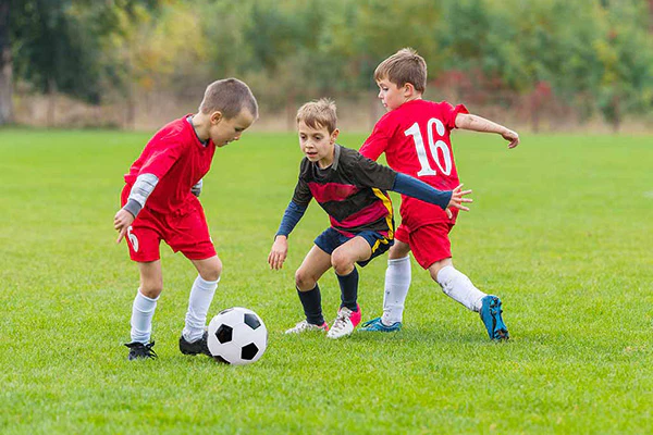 Bóng đá – Vừa vui vừa cao khỏe