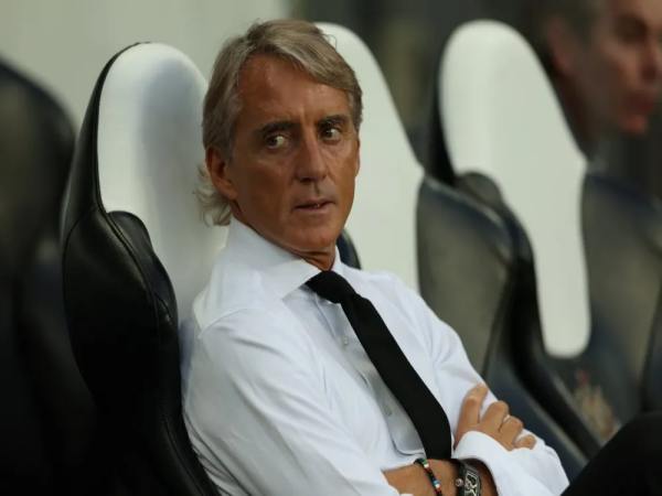Huấn luyện viên Roberto Mancini