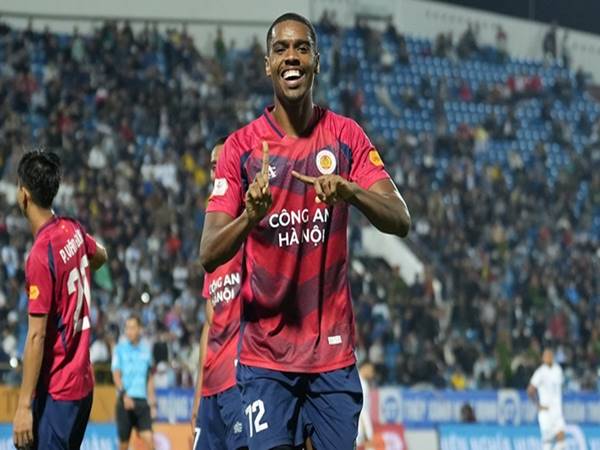 Bóng đá VN: CLB CAHN thiệt quân trước thềm Cup C2 Châu Á