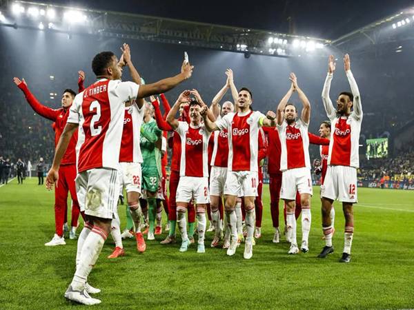 Tiêu chí đánh giá cầu thủ Ajax xuất sắc