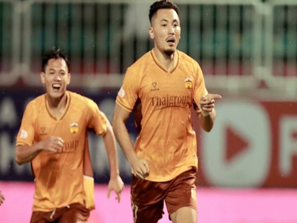 Bóng đá Việt Nam: HAGL thắng trận đầu tại V-League Bóng đá Việt Nam: HAGL thắng trận đầu tại V-League