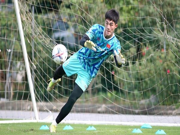 Tin U23 Việt Nam: HLV Kim Sang-sik giúp học trò trưởng thành