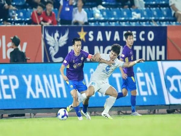 Tin V-League 11/11: Nam Định và Hà Nội bất phân thắng bại