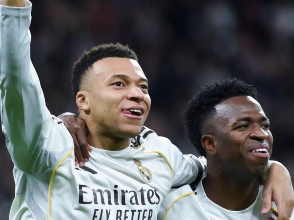Tin BĐ: Mbappé chạm kỷ lục, sánh Ronaldo ở Champions League